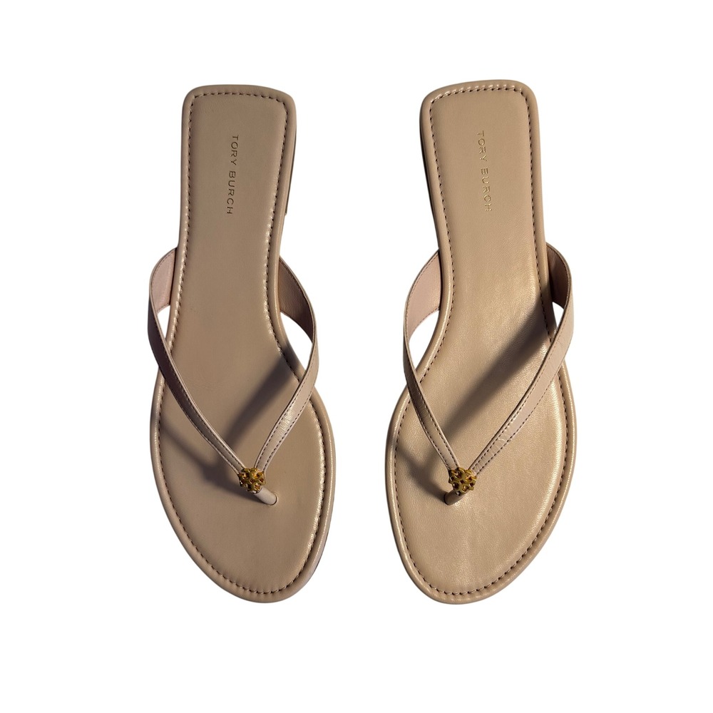 Tory Burch Classic Goat Leather Flip Flop Size 9.5 Shell Pink‎ Logo Charm NEW